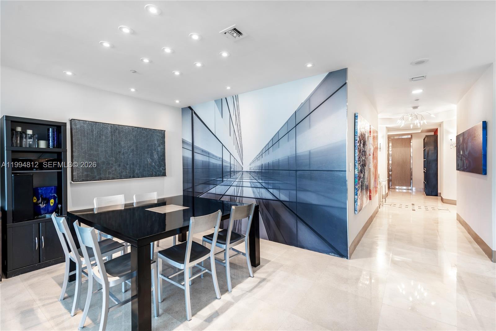 CONTINUUM ON SOUTH BEACH - Residential Lease