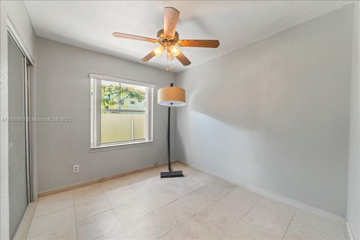 LINCOLN PARK CORR PLAT - Residential