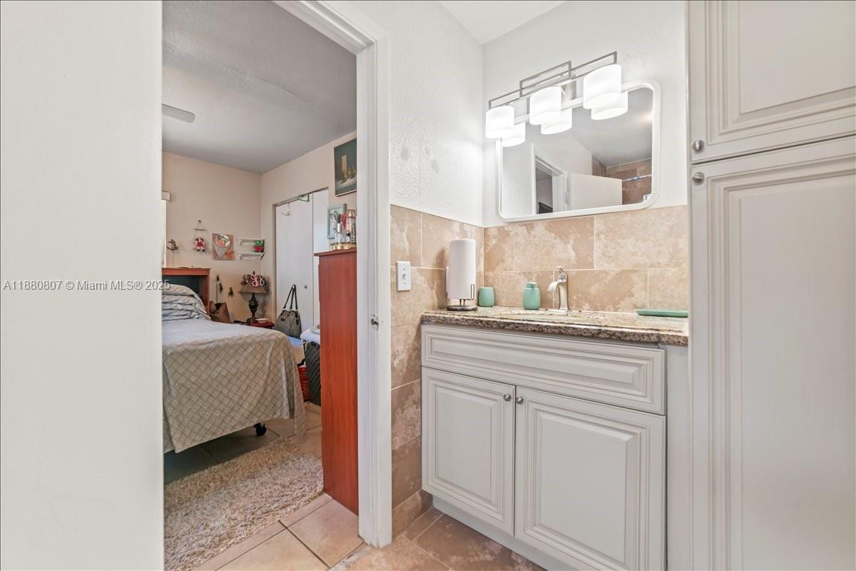 LINCOLN PARK CORR PLAT - Residential