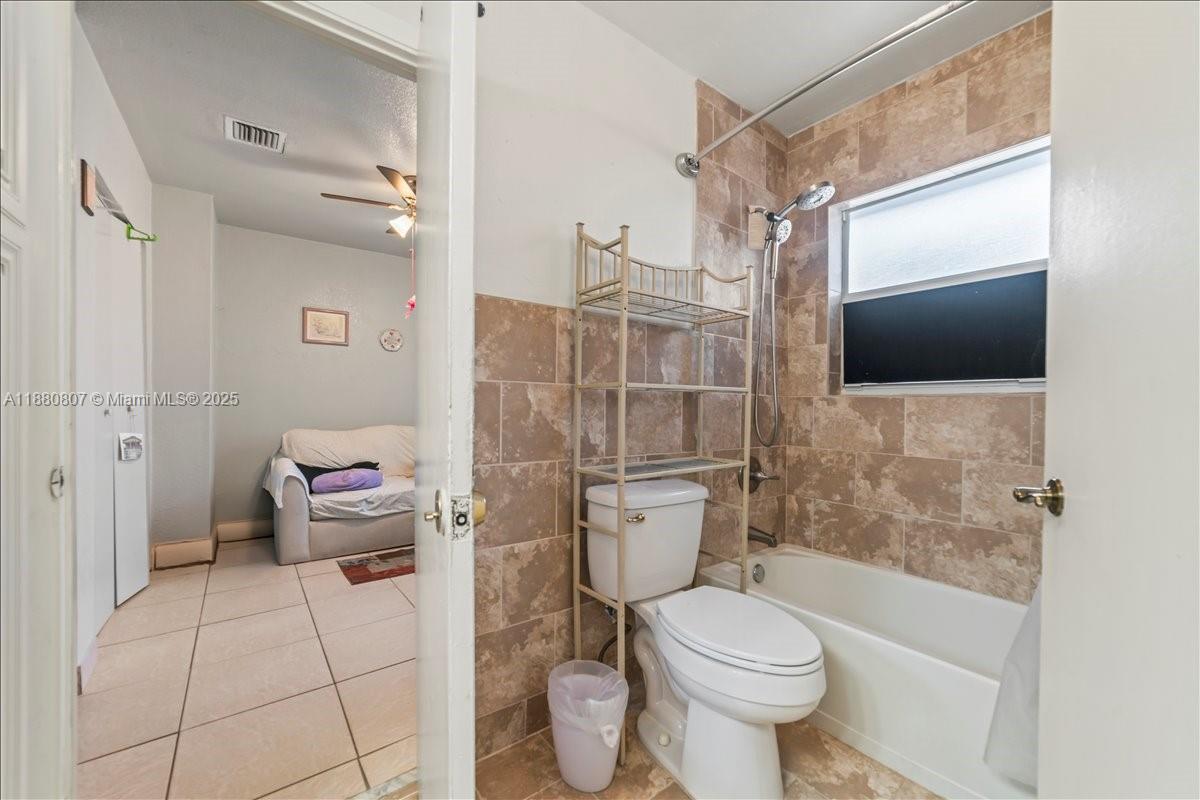 LINCOLN PARK CORR PLAT - Residential