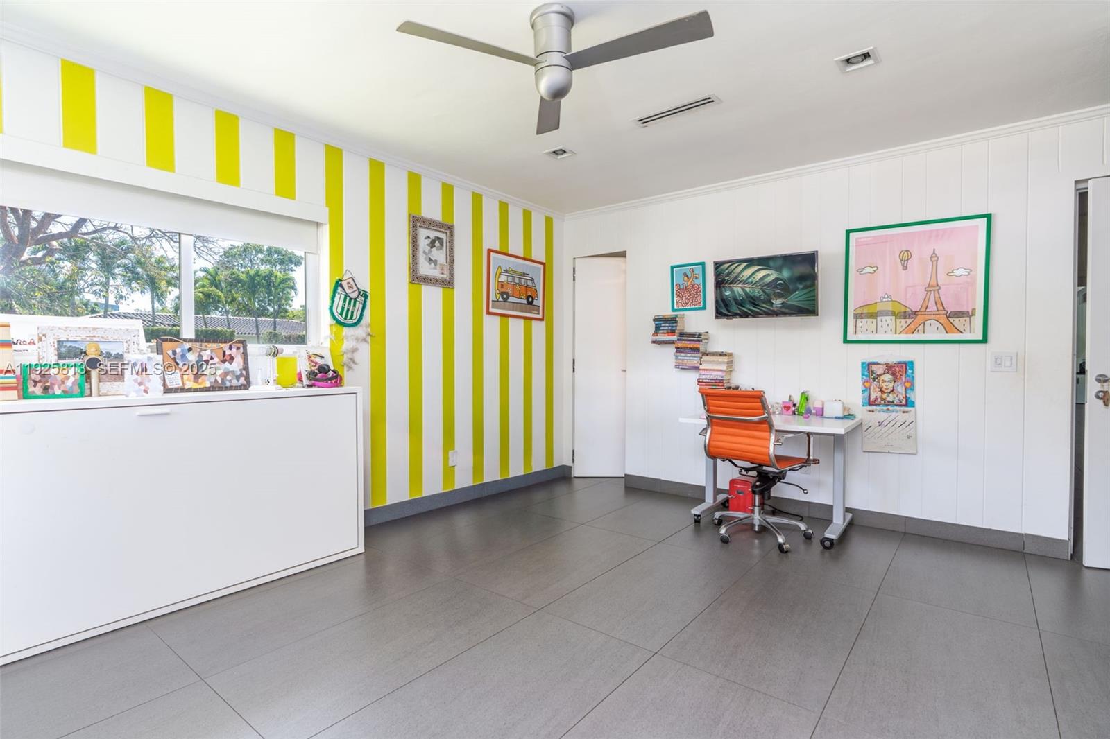 PARK PLAZA - Residential Lease