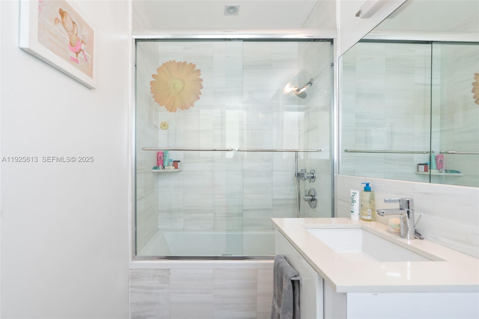 PARK PLAZA - Residential Lease