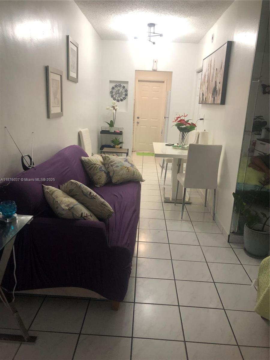 THE WILLIAM LEE CONDO - Residential