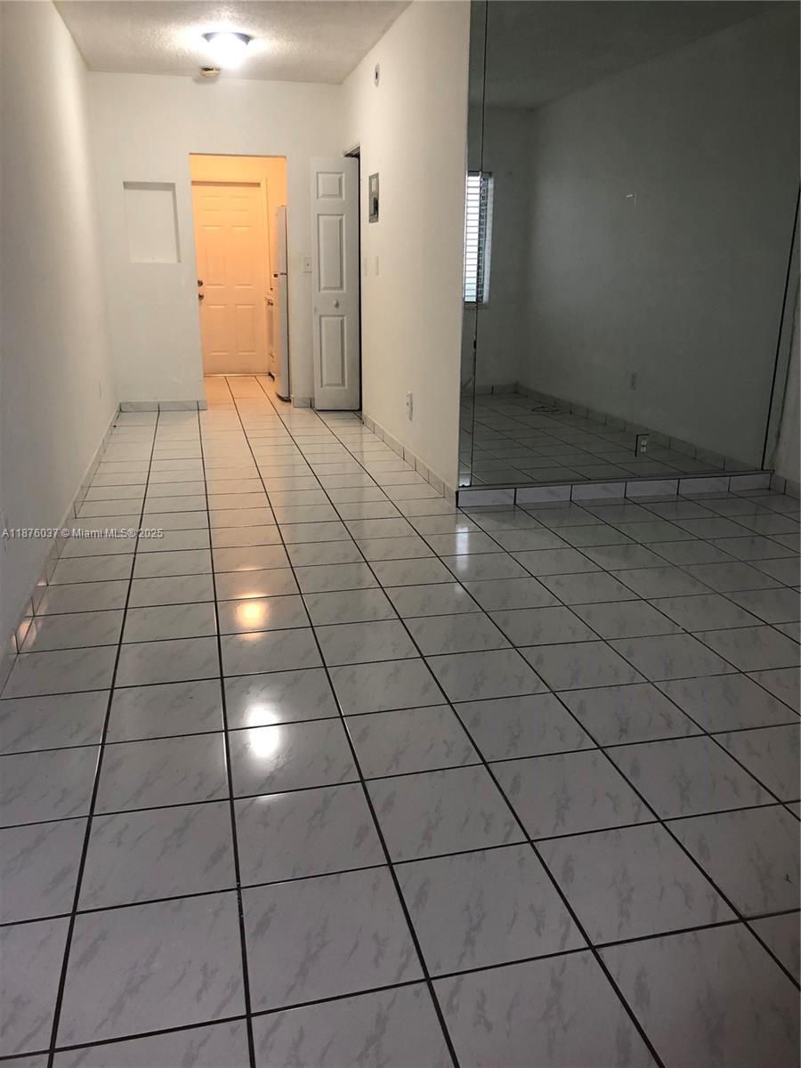 THE WILLIAM LEE CONDO - Residential