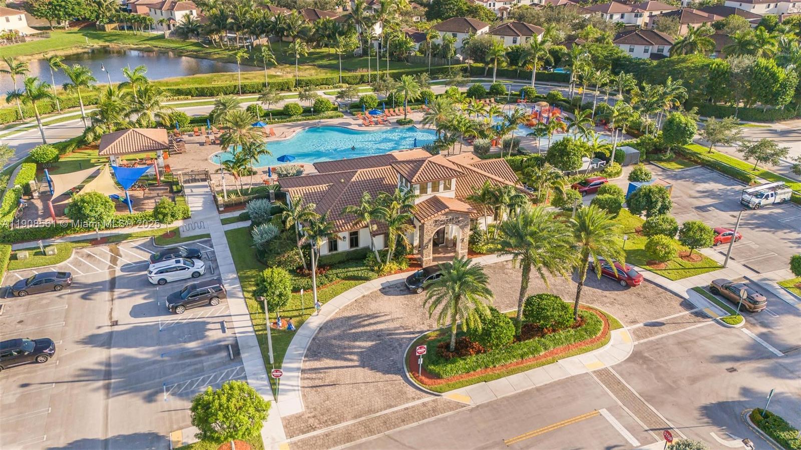 BAYWINDS OF DOMINICA AND - Residential