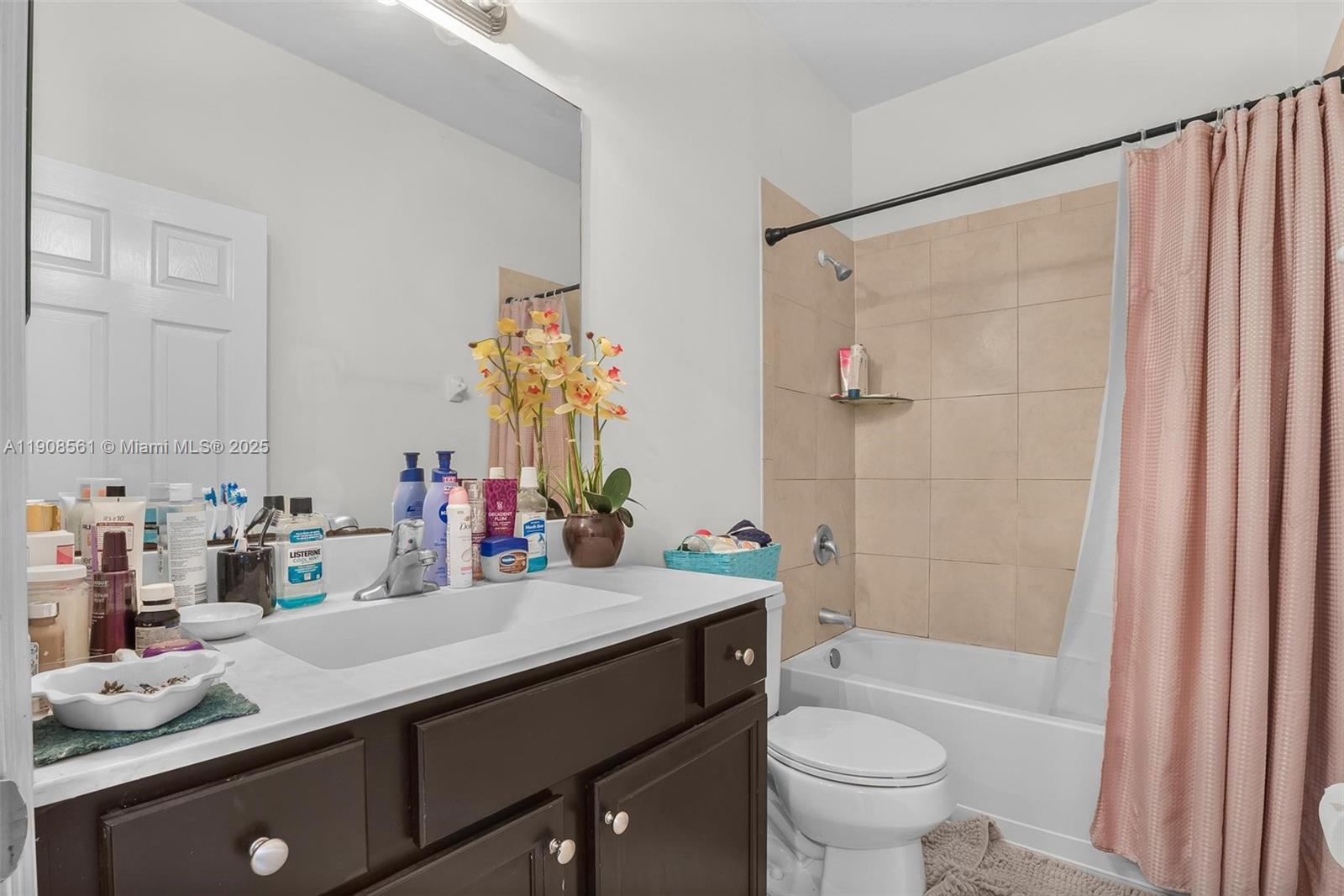 BAYWINDS OF DOMINICA AND - Residential