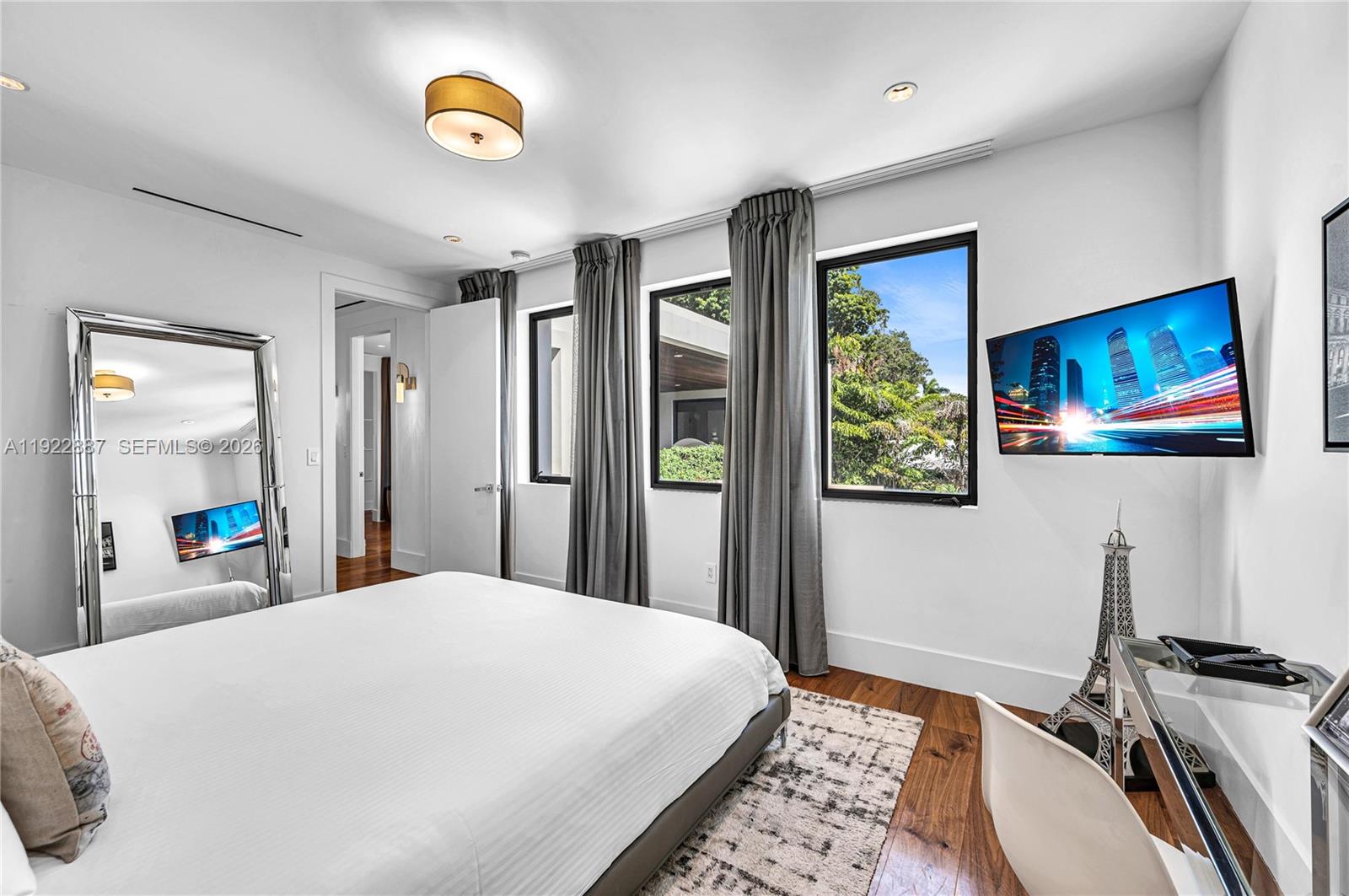 NORTH BAY ISLAND - Residential