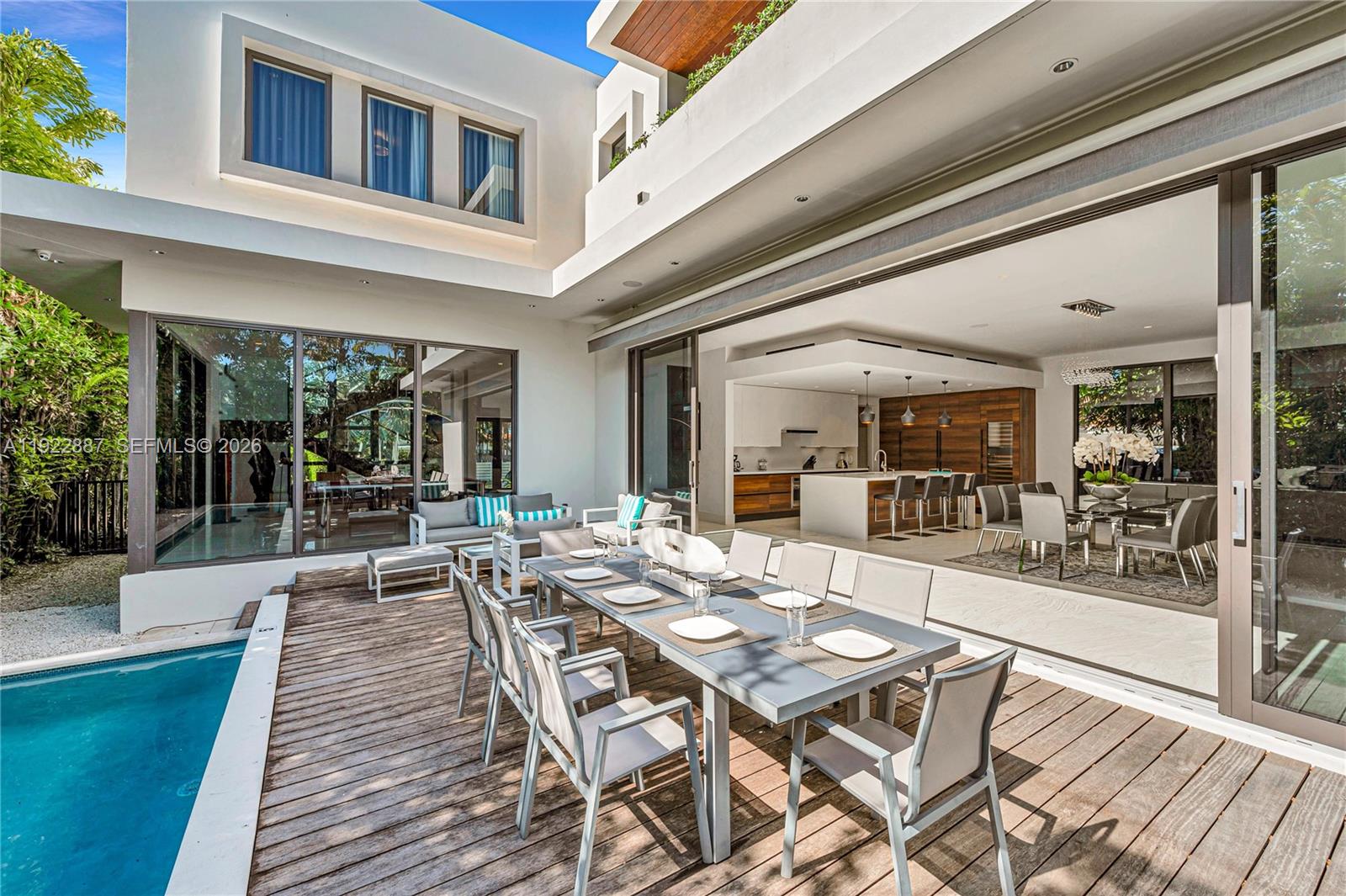 NORTH BAY ISLAND - Residential