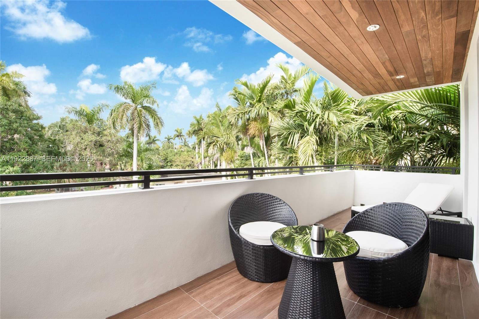 NORTH BAY ISLAND - Residential