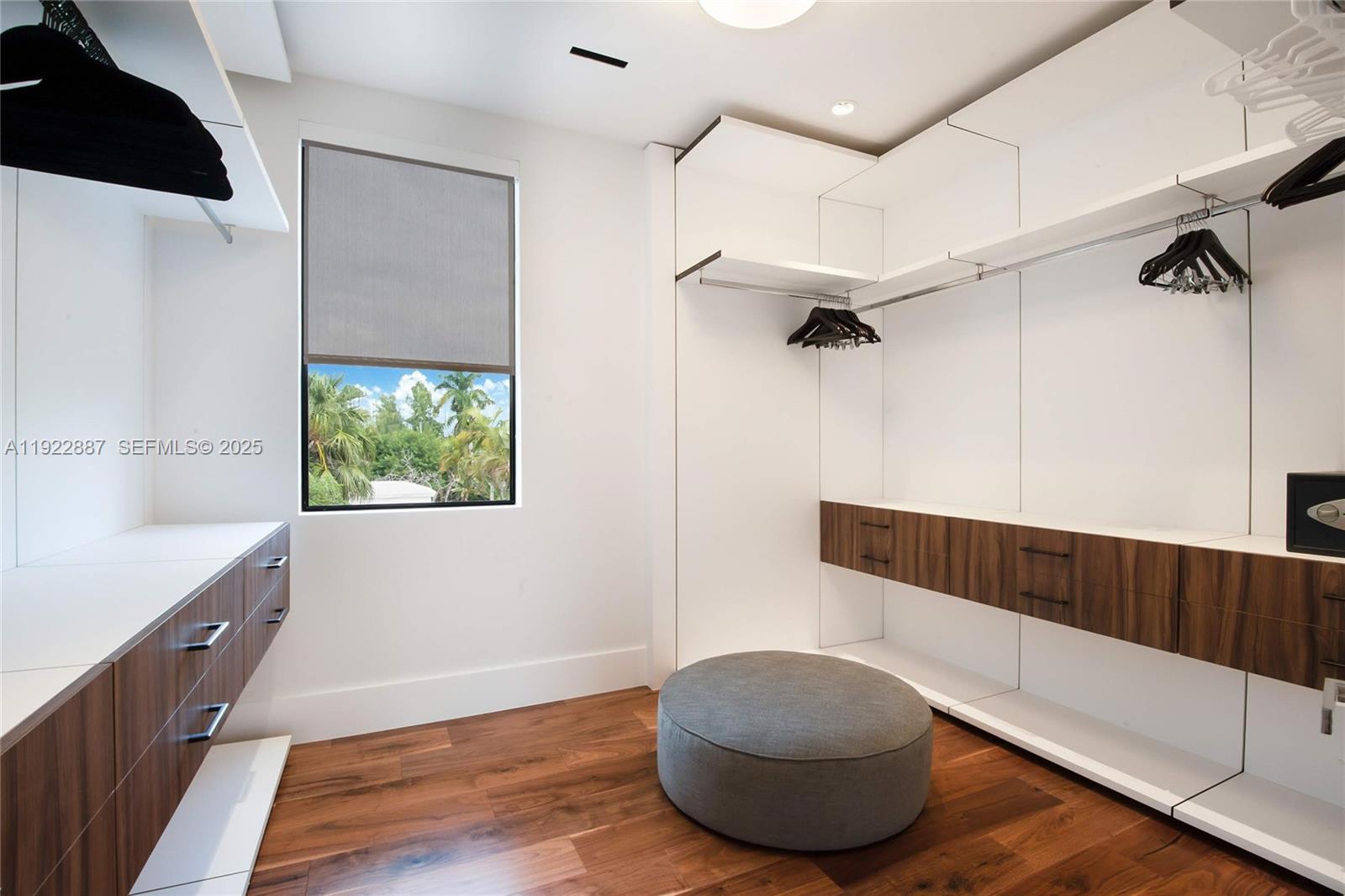 NORTH BAY ISLAND - Residential