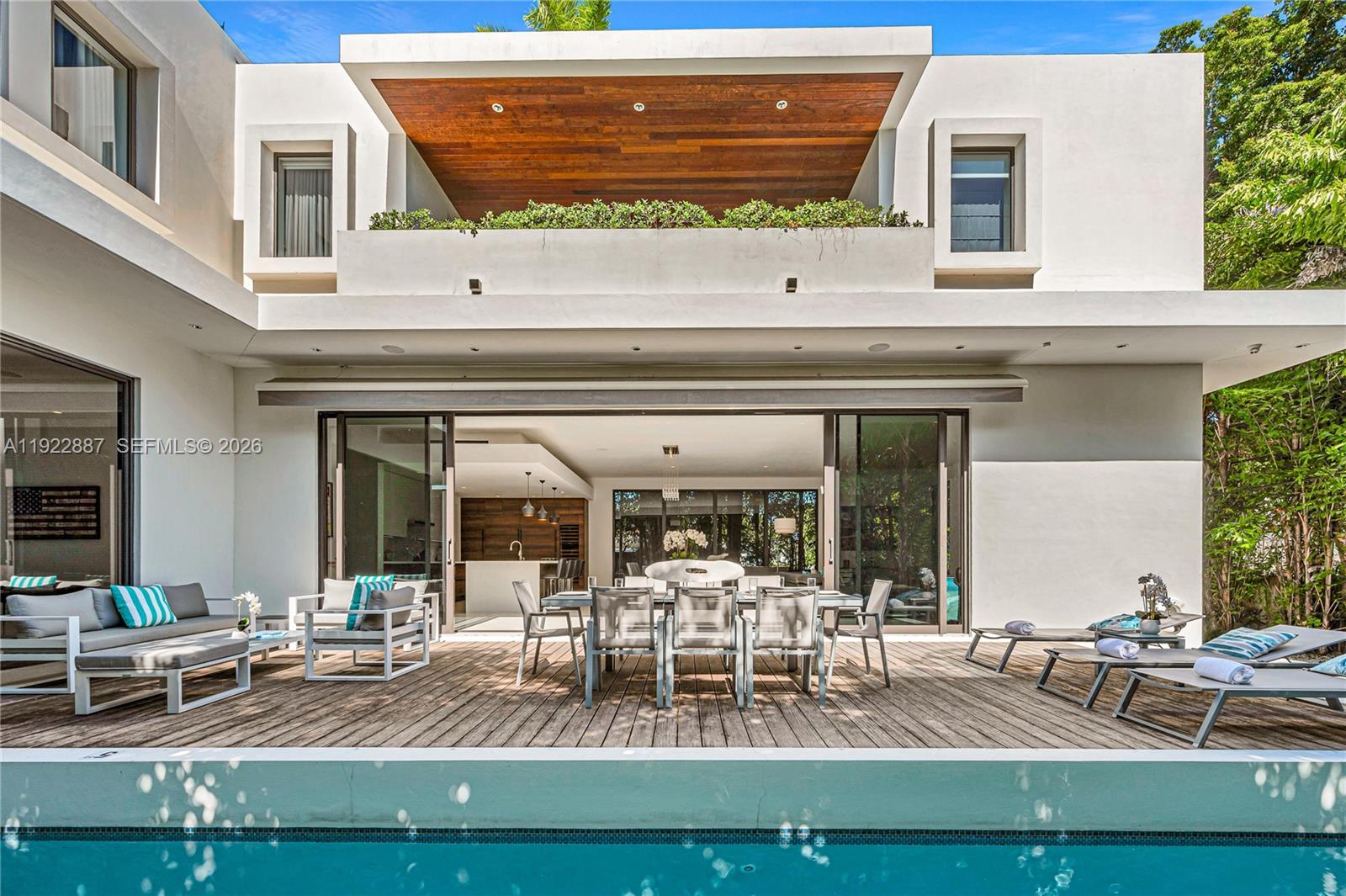 NORTH BAY ISLAND - Residential