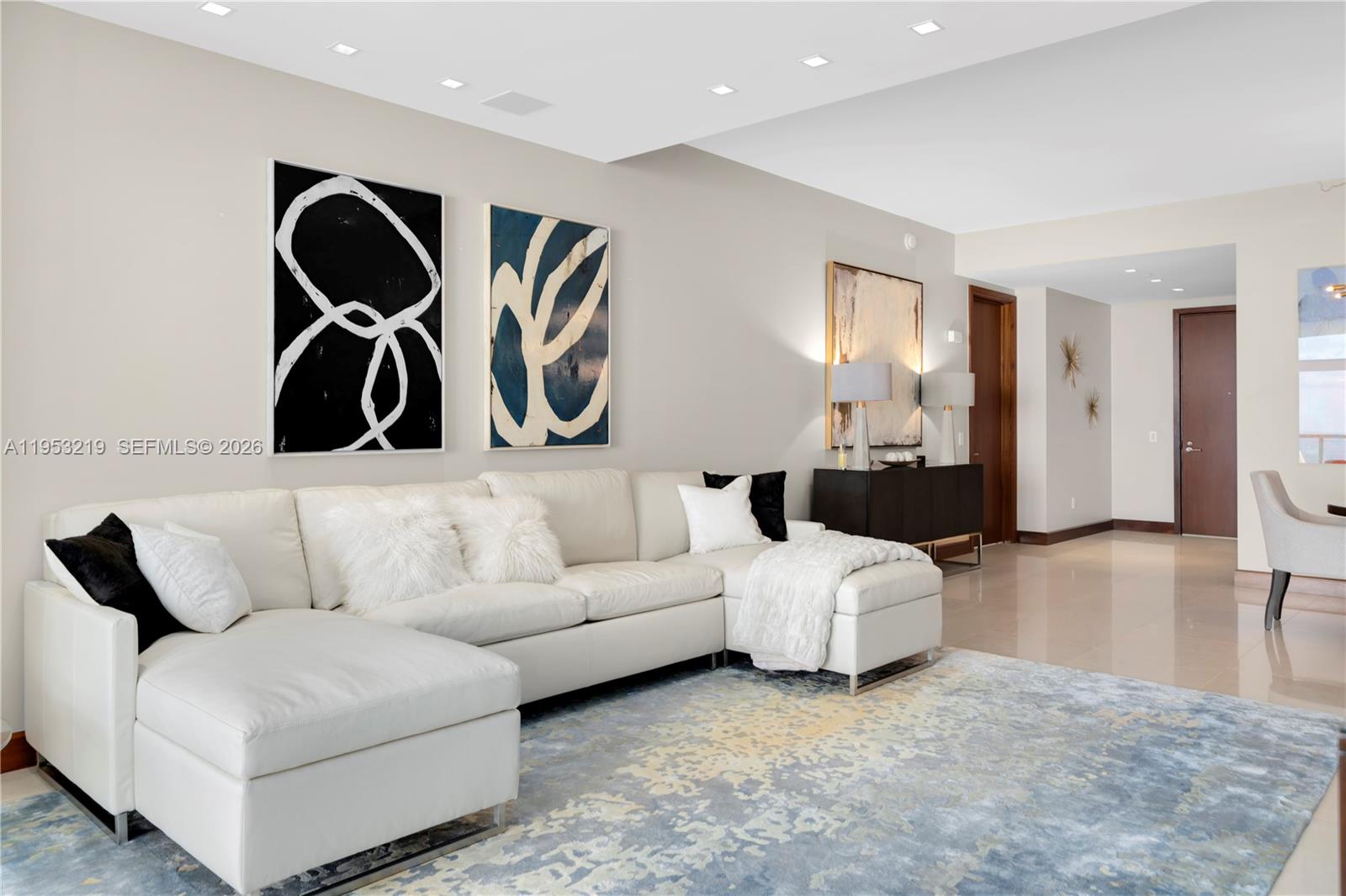 9703 Collins Ave 2604