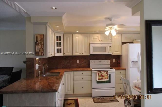 FAIRWAYS ROYALE CONDO - Residential