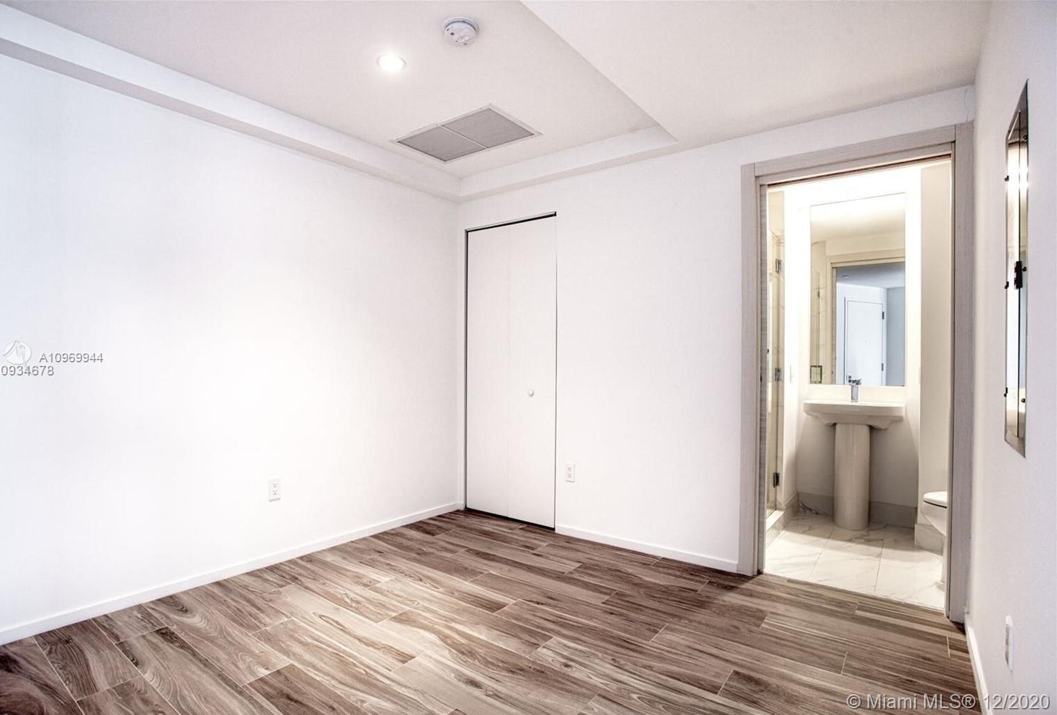 801 SMA RESIDENCES CONDO - Residential Lease