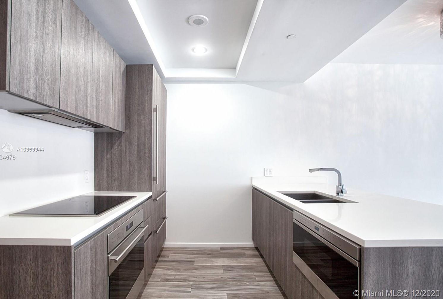 801 SMA RESIDENCES CONDO - Residential Lease