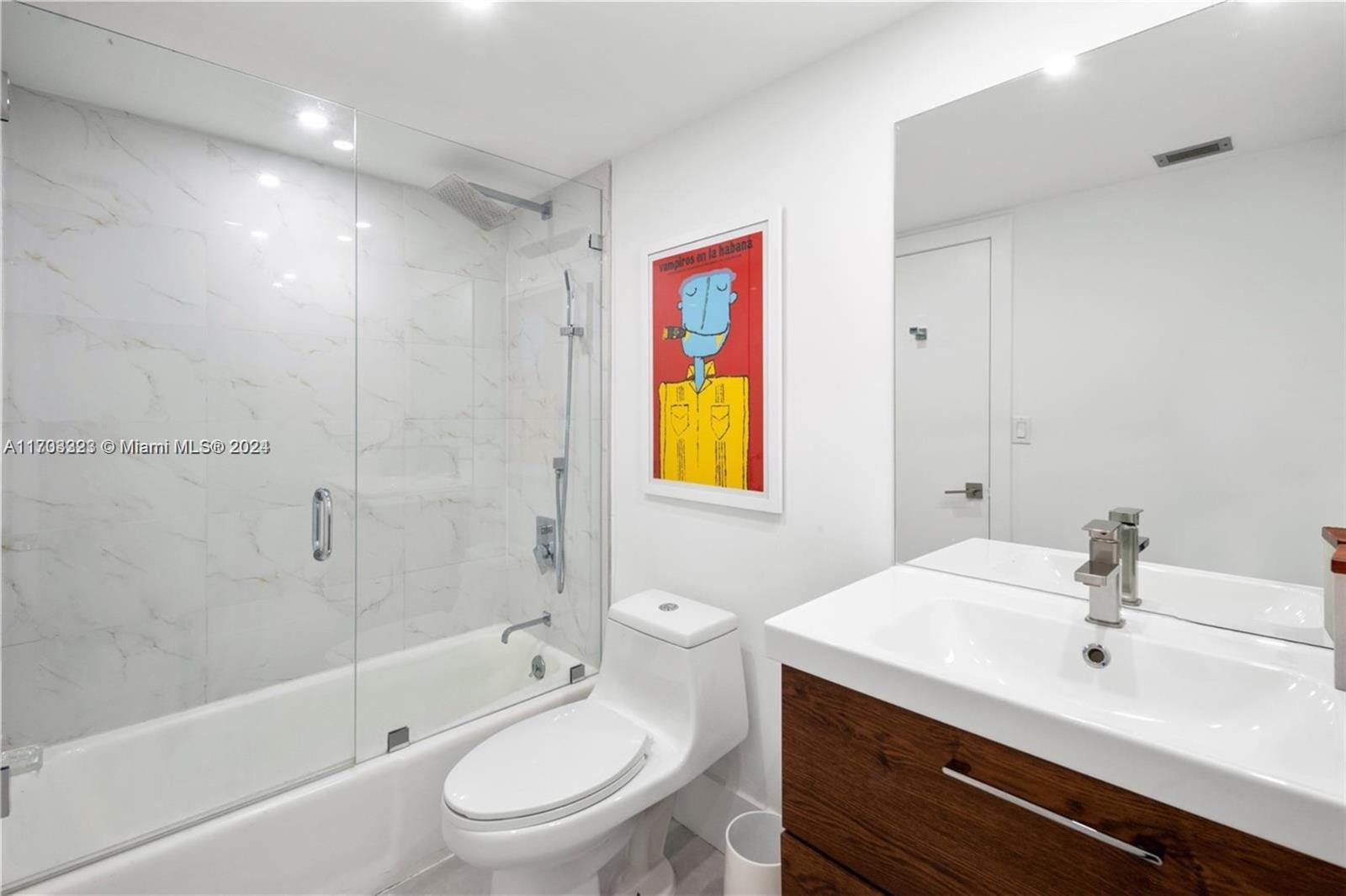 GABLES WATERWAY TOWERS CO - Residential