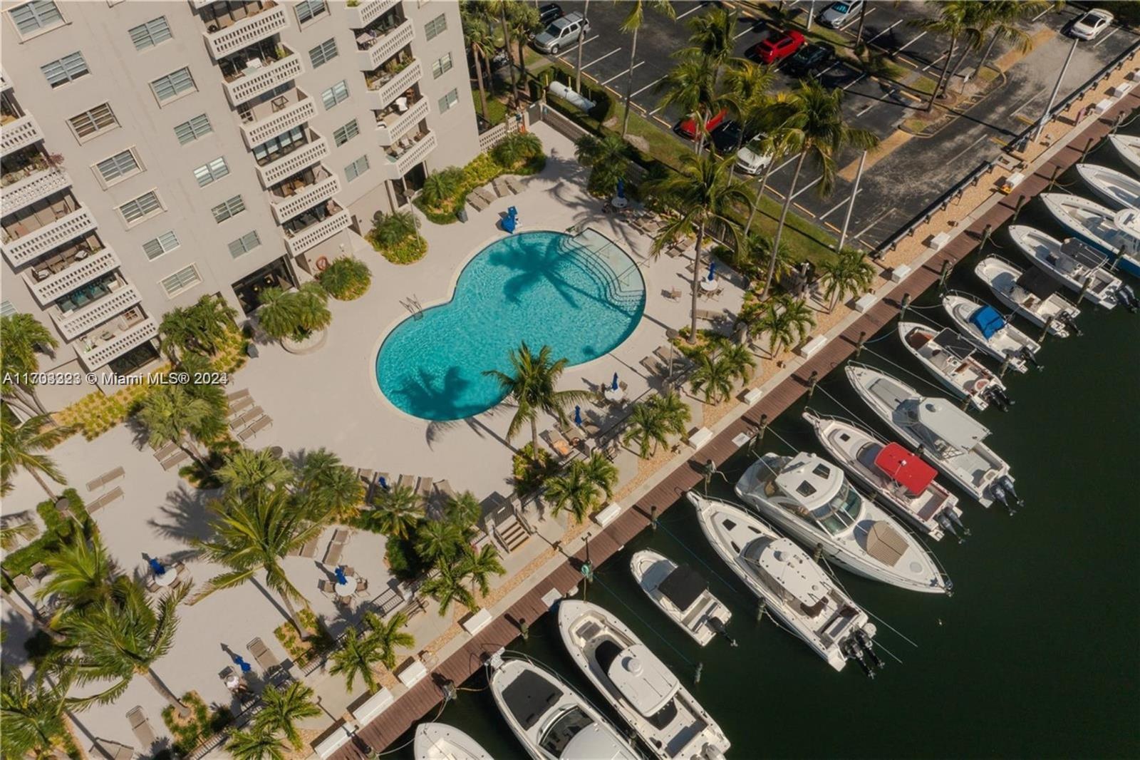 GABLES WATERWAY TOWERS CO - Residential