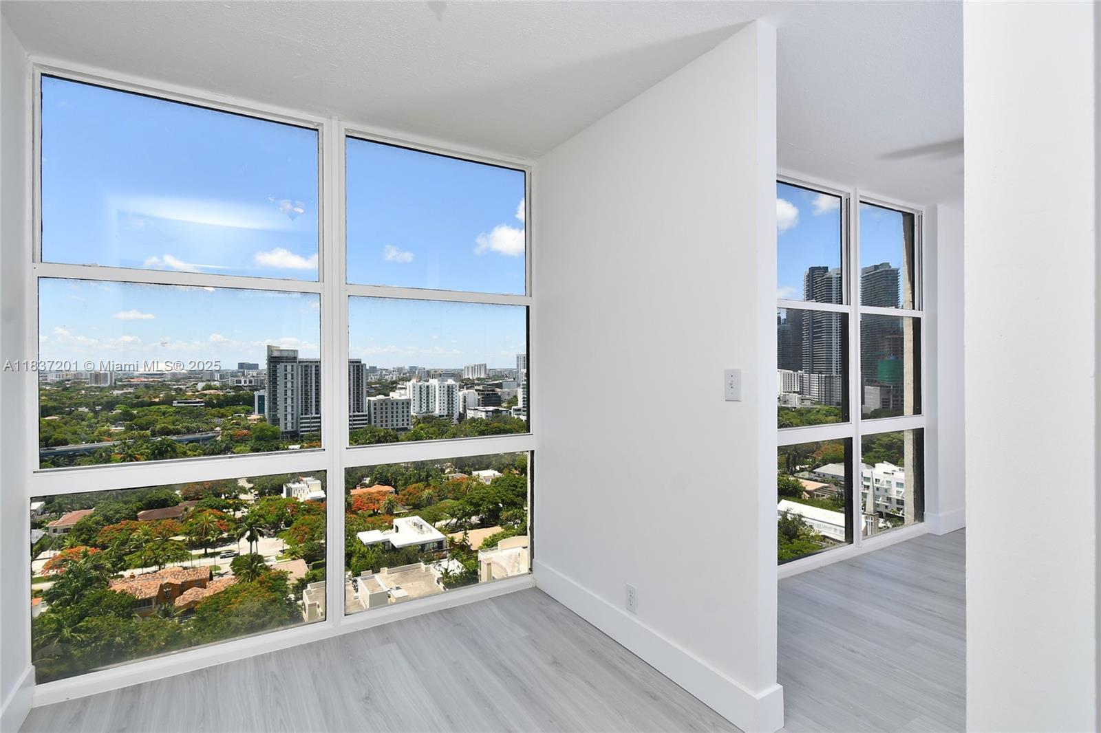 1901 Brickell Ave B2209