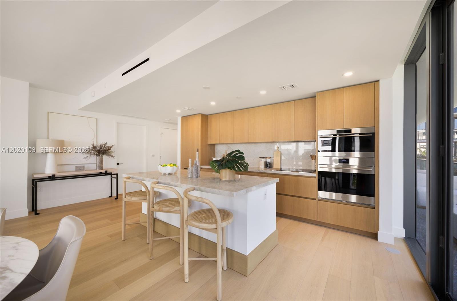 BAY HARBOR ISLAND - Residential