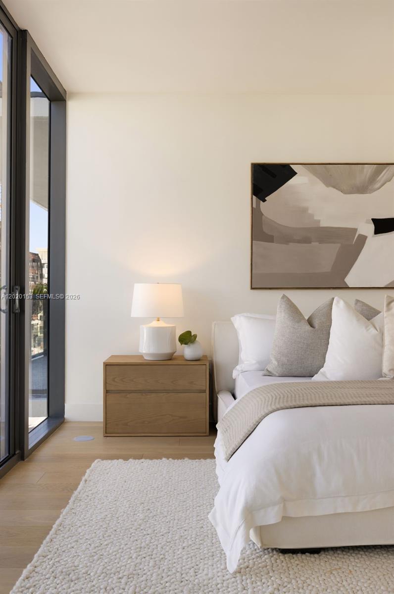 BAY HARBOR ISLAND - Residential