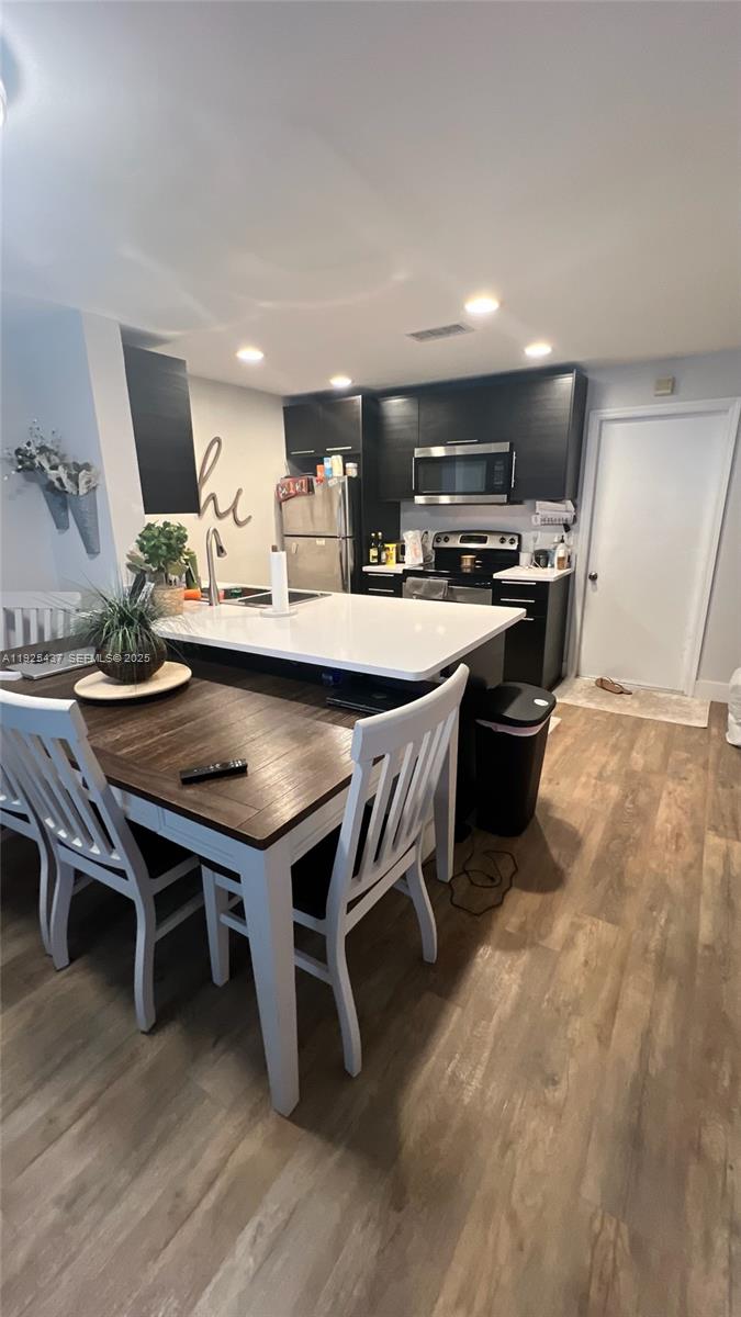 SAN SEBASTIAN - Residential Lease