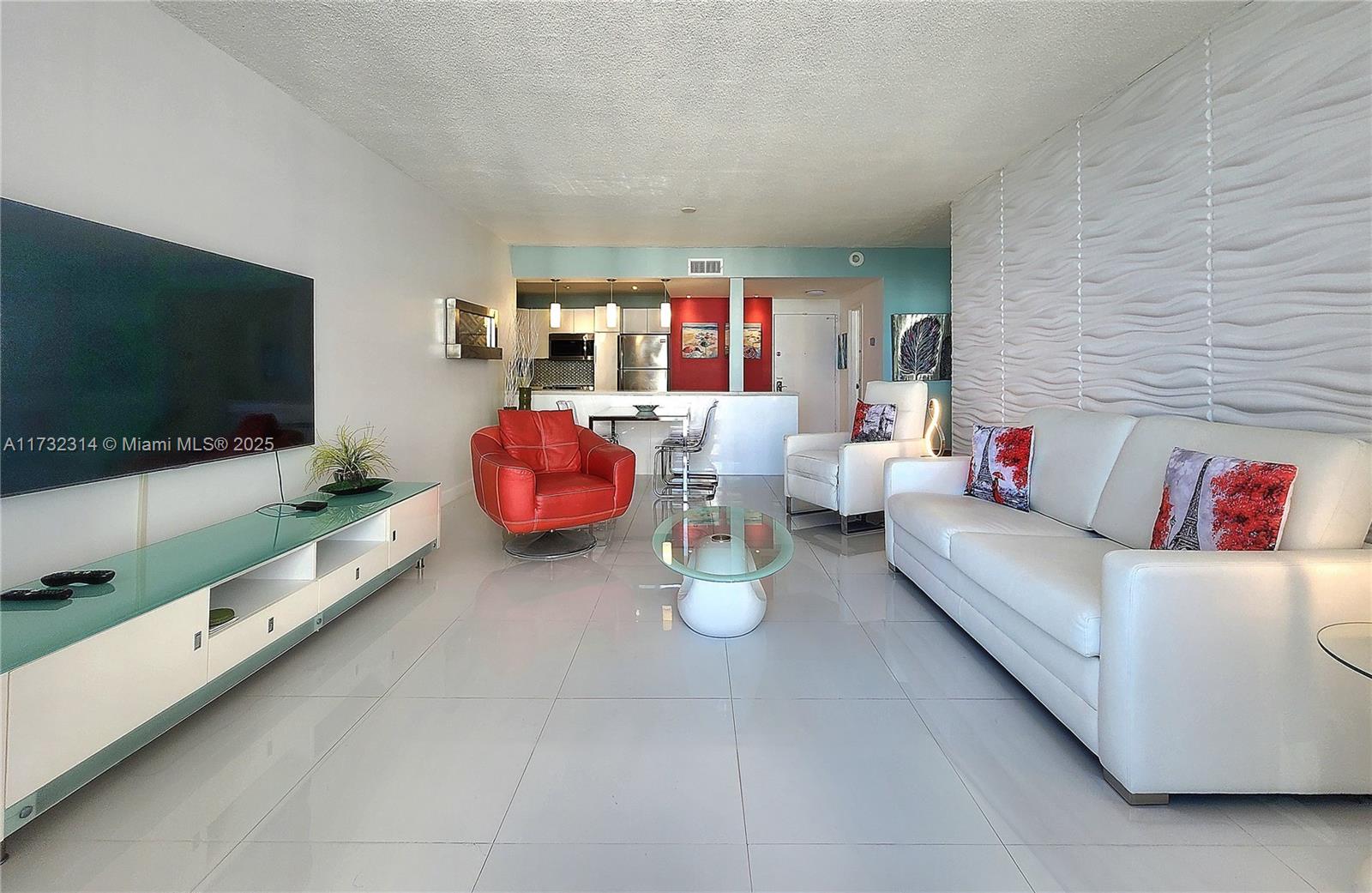 ALEXANDER TOWERS CONDO - Residential
