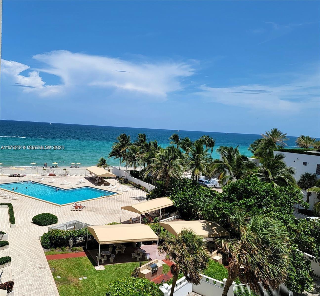 ALEXANDER TOWERS CONDO - Residential