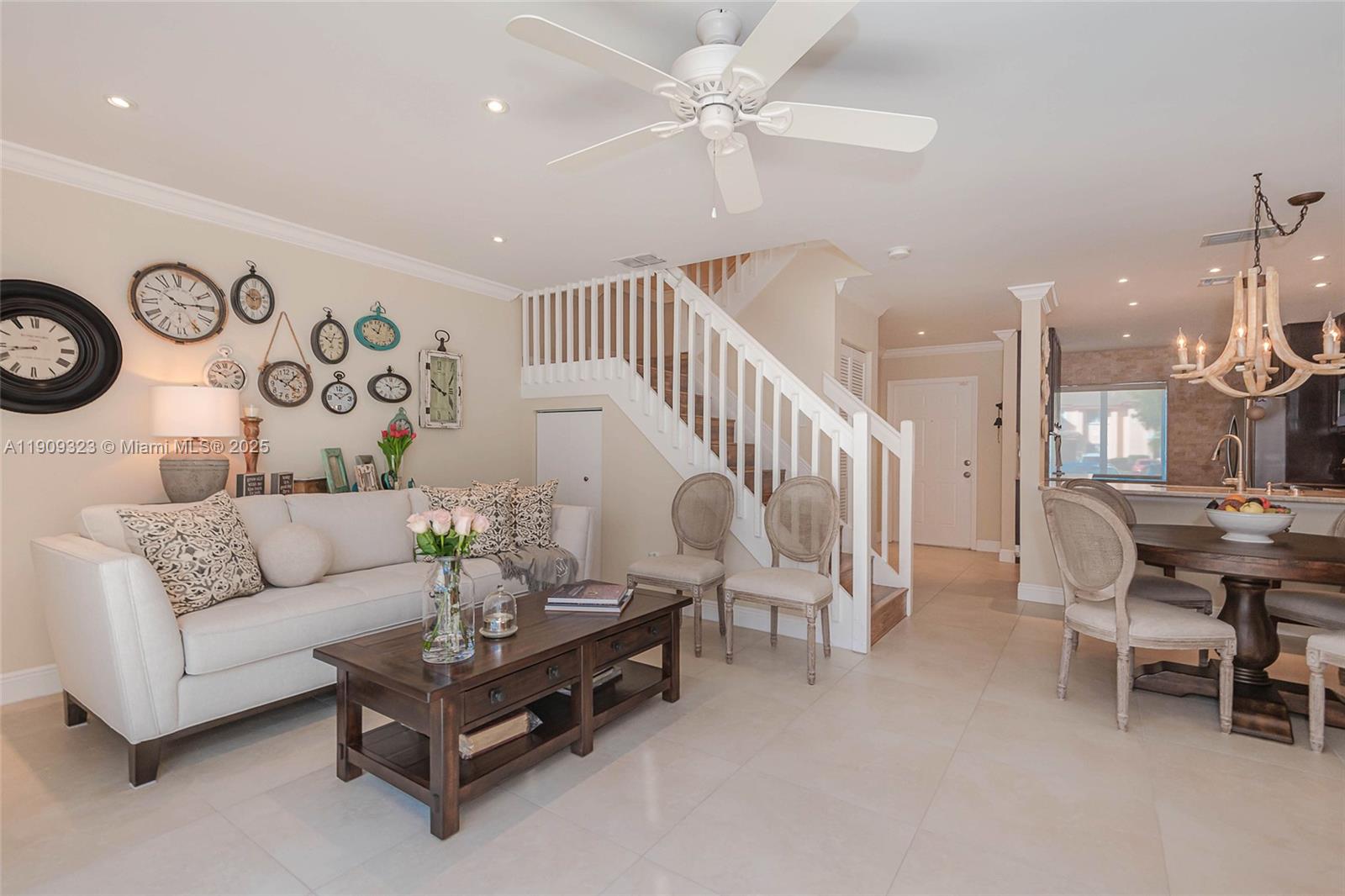 CHAPEL TRAIL II - Residential Lease