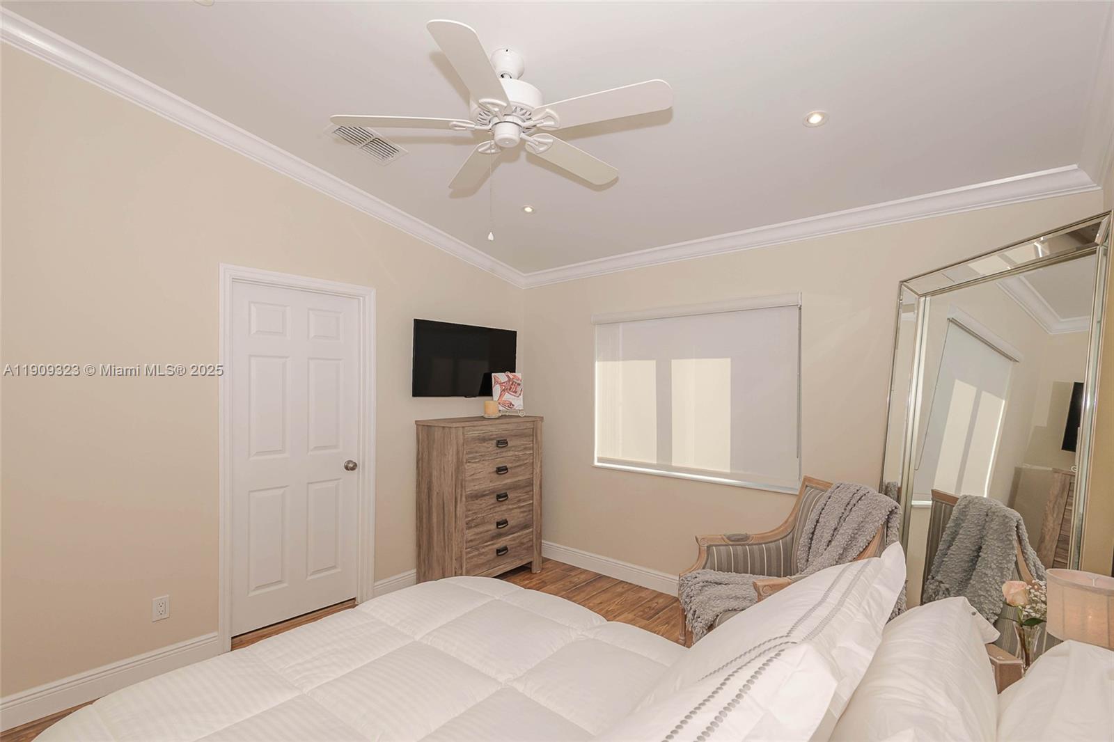 CHAPEL TRAIL II - Residential Lease