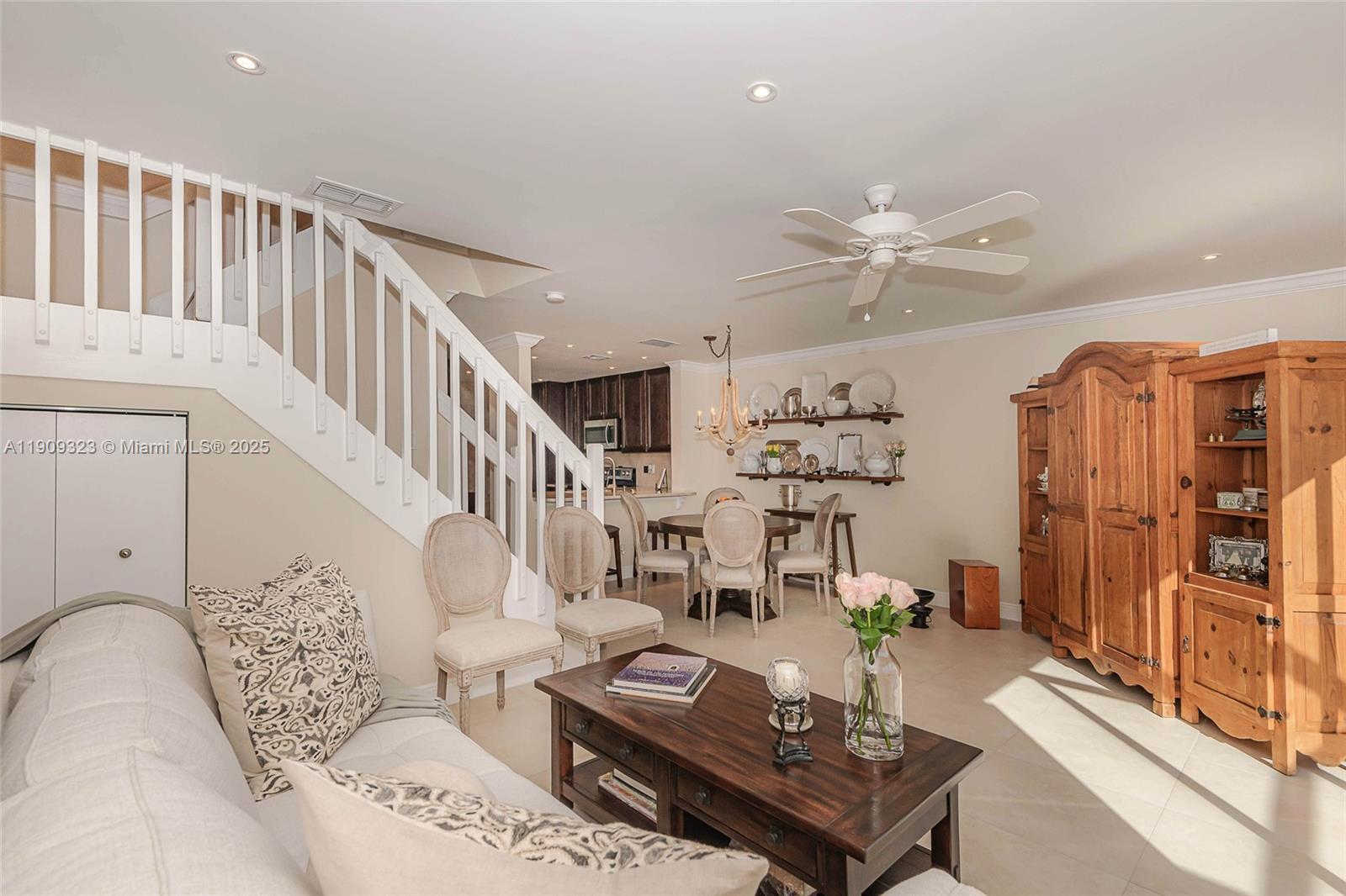 CHAPEL TRAIL II - Residential Lease