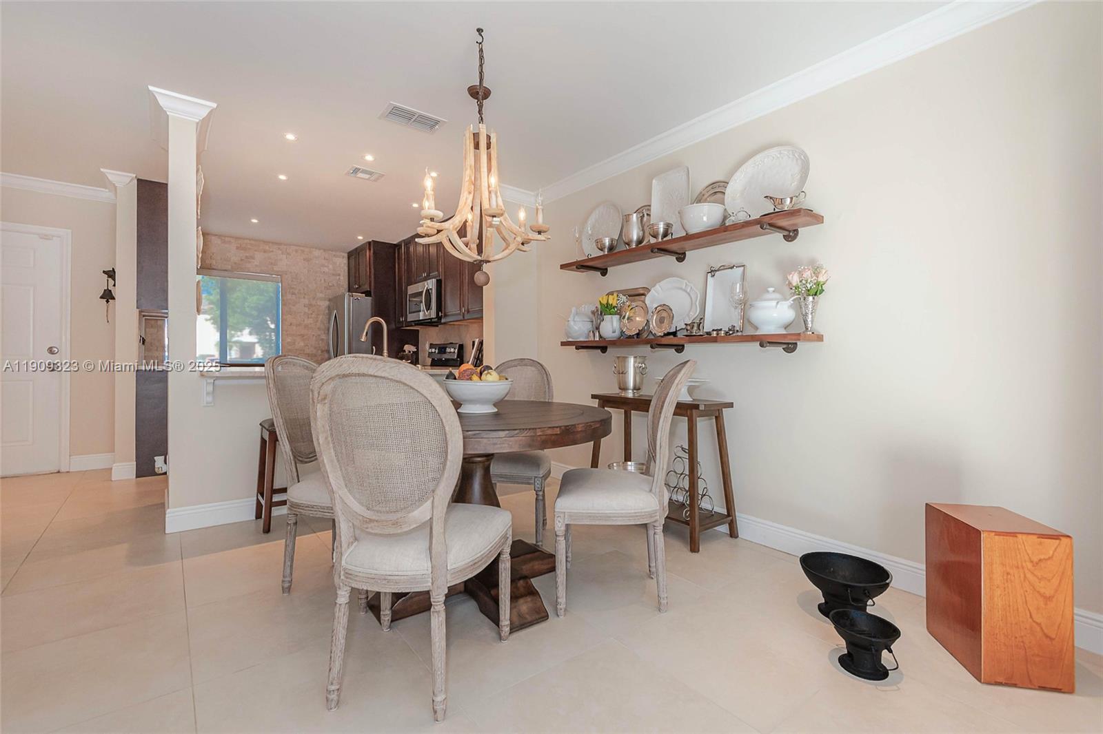 CHAPEL TRAIL II - Residential Lease