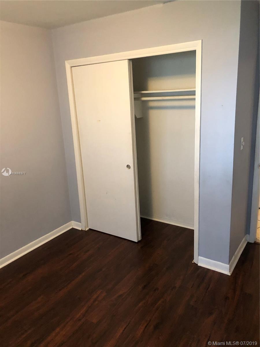 HOLLYWOOD HEIGHTS ADD SEC - Residential Lease