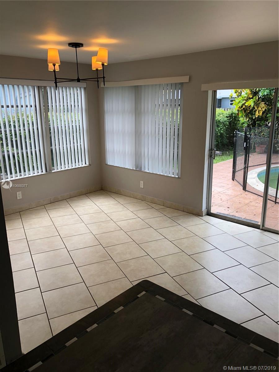 HOLLYWOOD HEIGHTS ADD SEC - Residential Lease