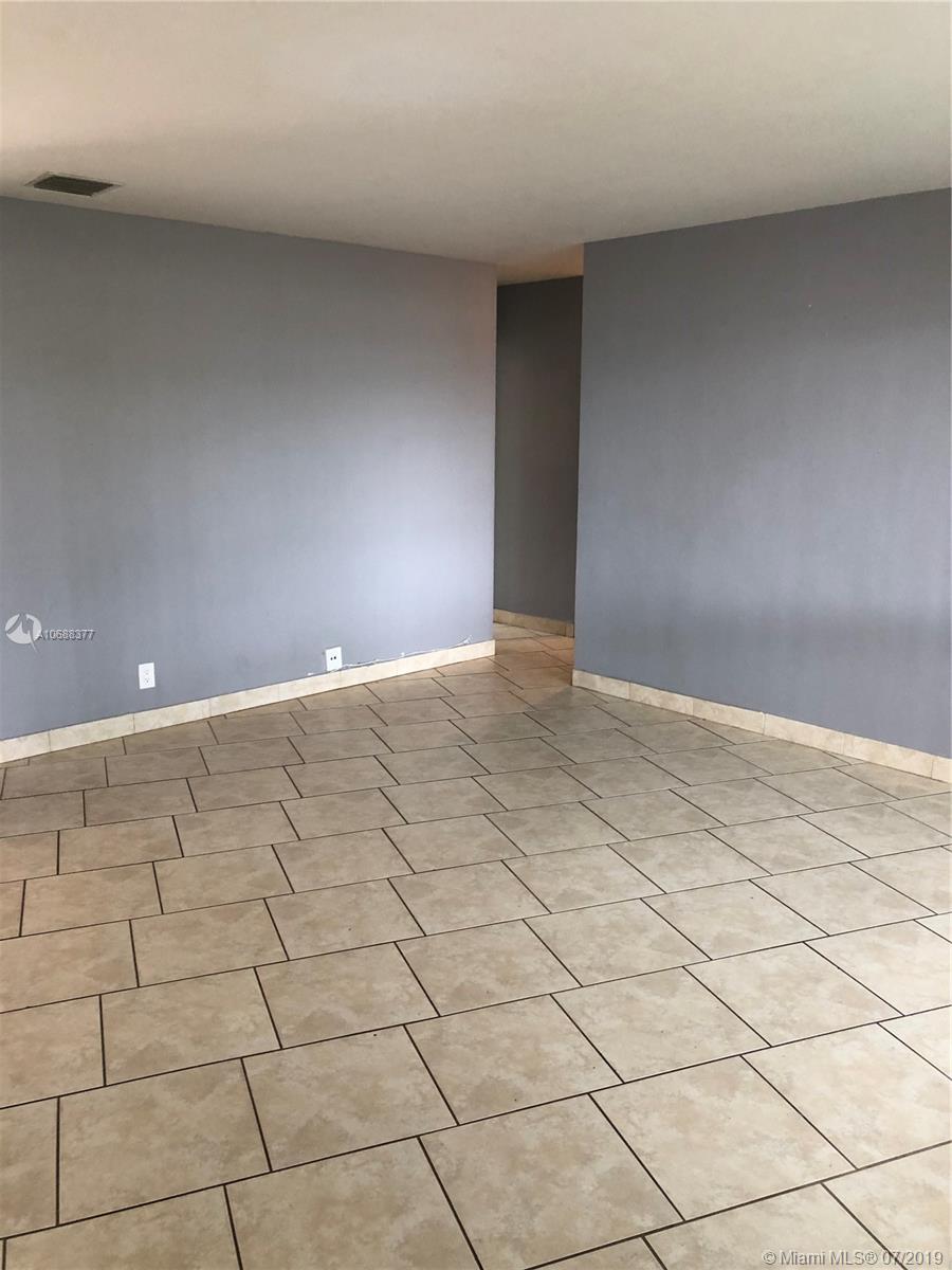 HOLLYWOOD HEIGHTS ADD SEC - Residential Lease