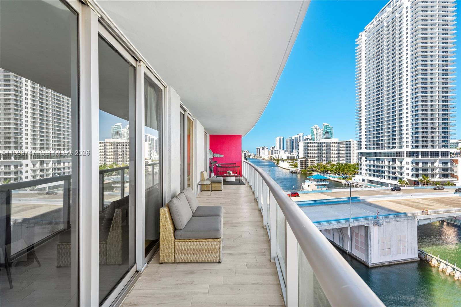 BEACHWALK CONDOMINIUM - Residential