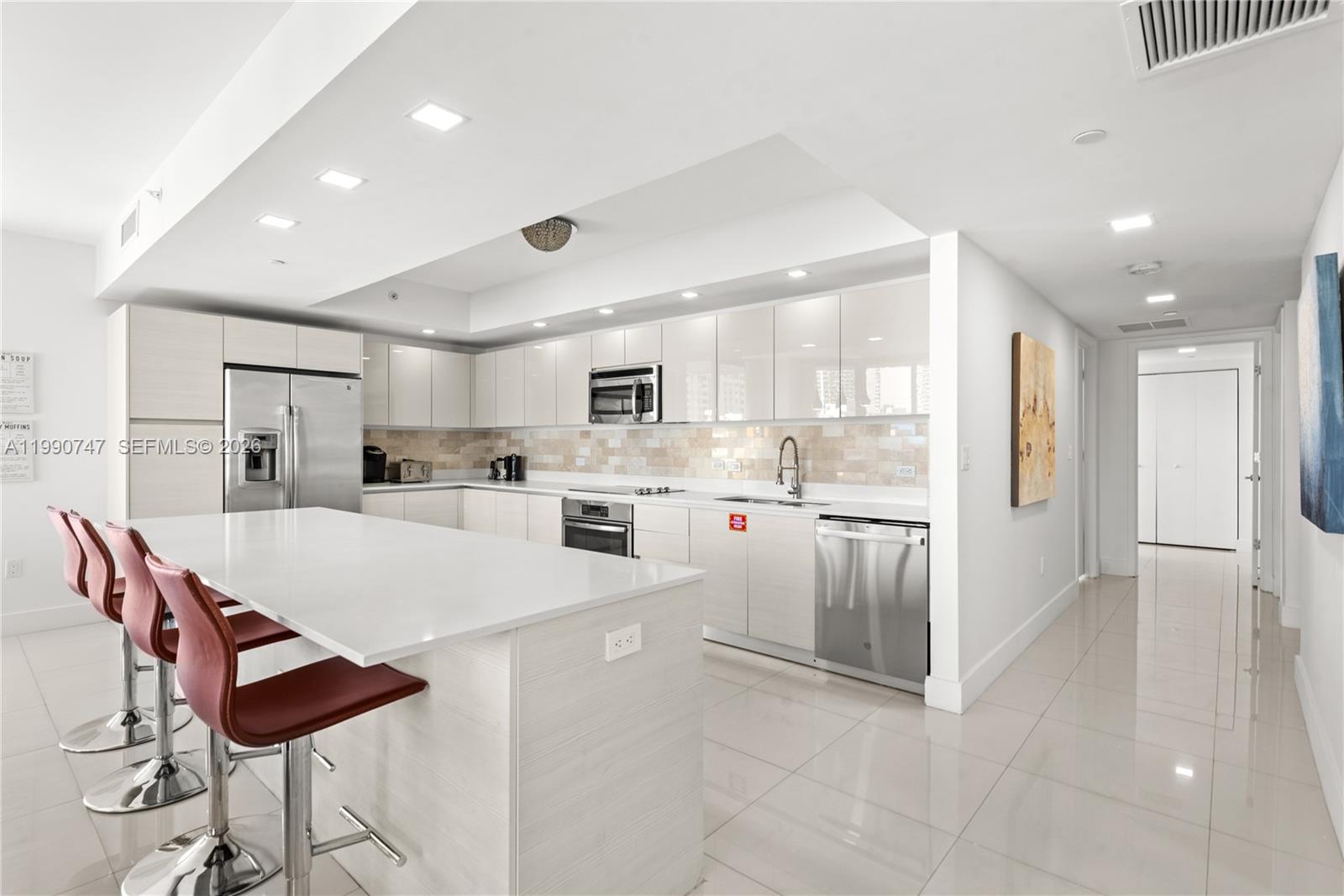 BEACHWALK CONDOMINIUM - Residential