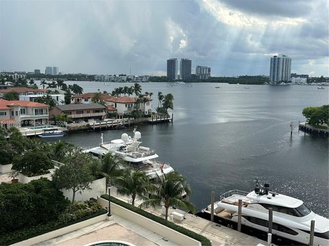 A home in Aventura