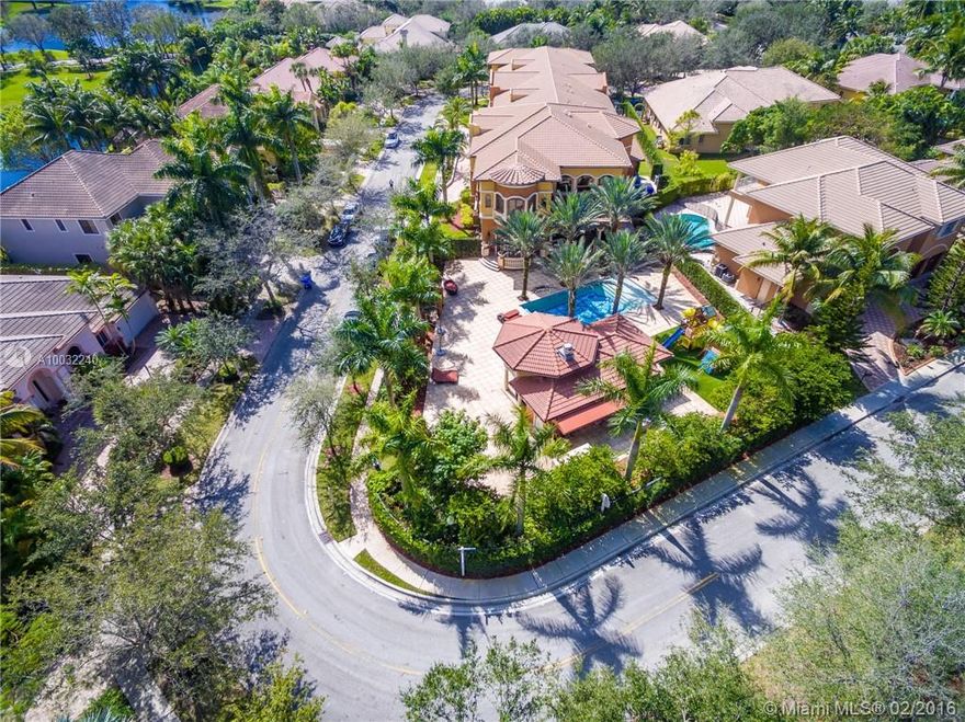 Truly one-of-a-kind estate in the heart of Hollywood Oaks. This masterpiece features custom doors, ceilings, Italian marble floors, and world-class finishes throughout. Exquisite enclave boasts the finest finishes, details, and furnishing. Custom outdoor kitchen, wet bar, and sprawling salt water pool. Fully wired smart-home, state-of-the-art Home Theater, centralized climate control computer systems. The perfect home for living and entertaining.