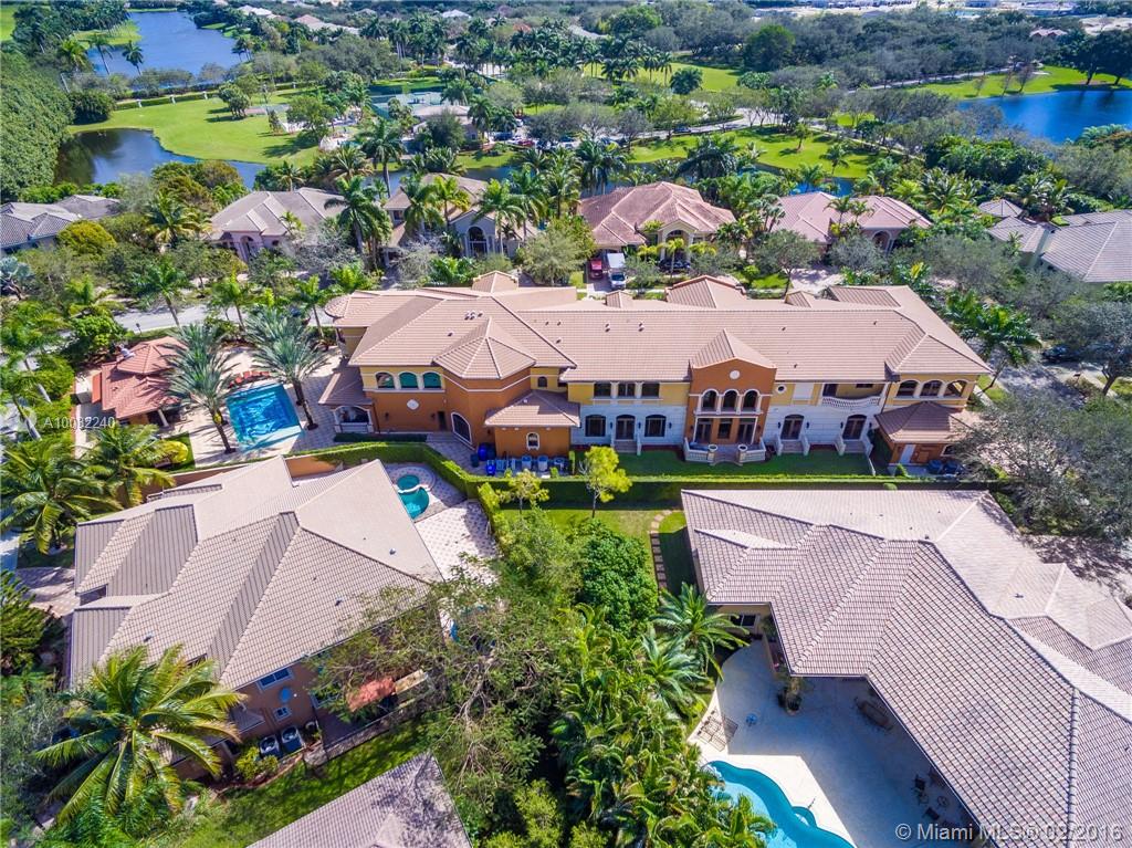 Banyan Oakridge 157-44 B - Residential