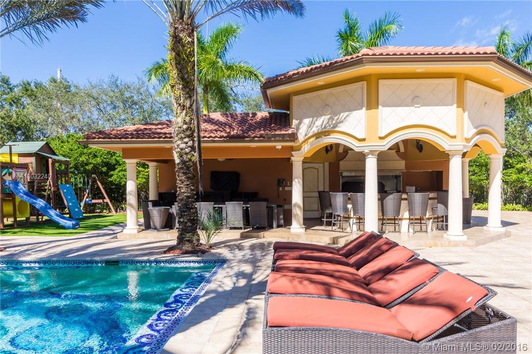 Banyan Oakridge 157-44 B - Residential