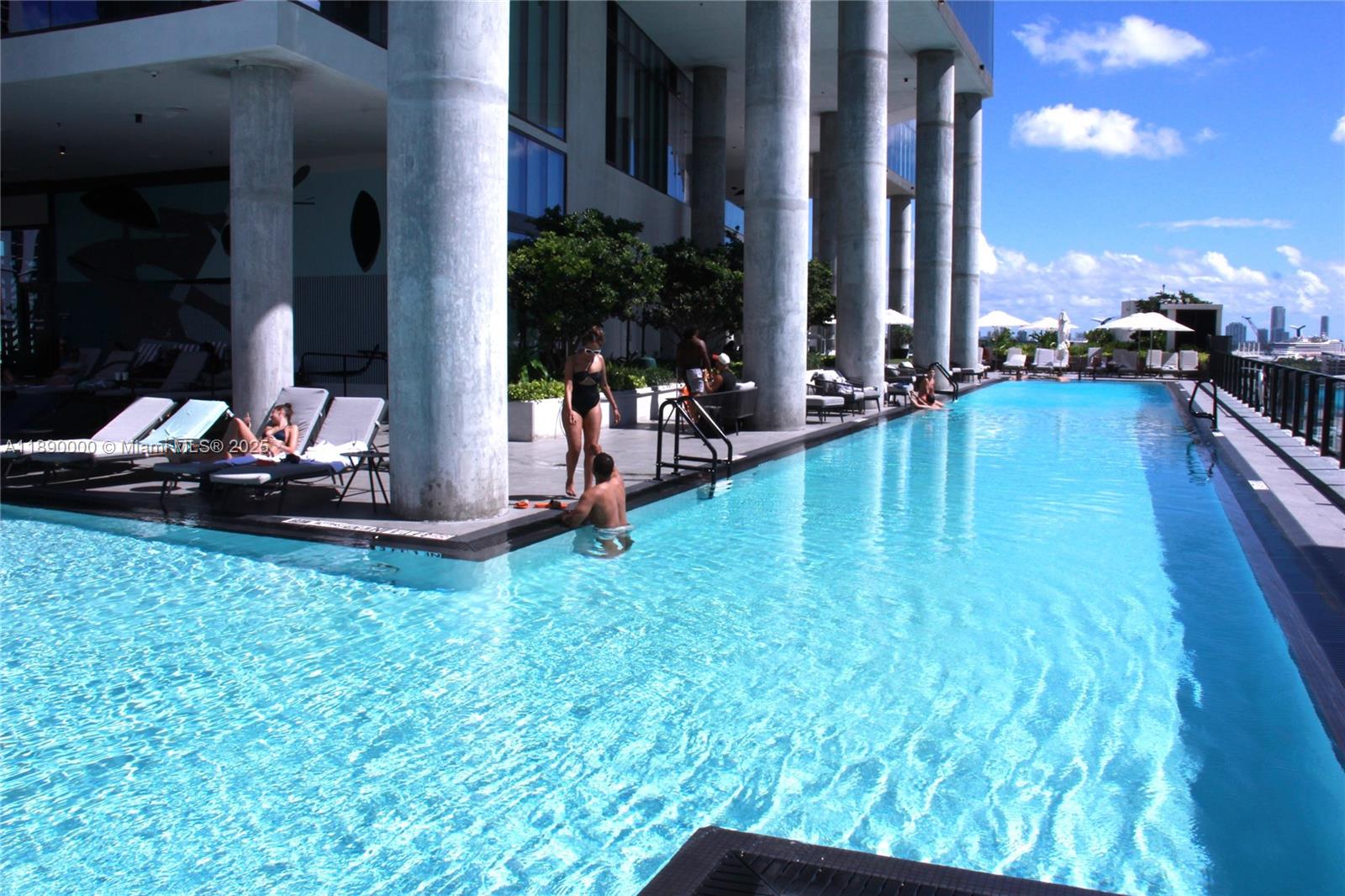 MAP OF MIAMI DADE CO. FL. - Residential