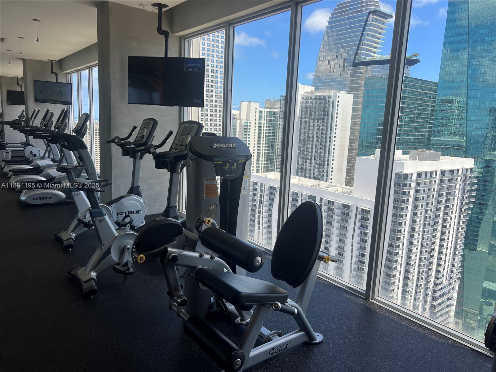 CENTRO CONDO - Residential