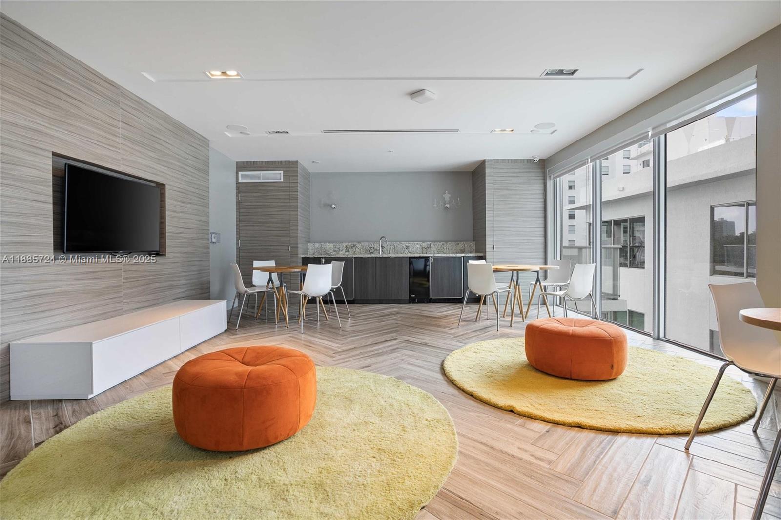 LE PARC AT BRICKELL CONDO - Residential