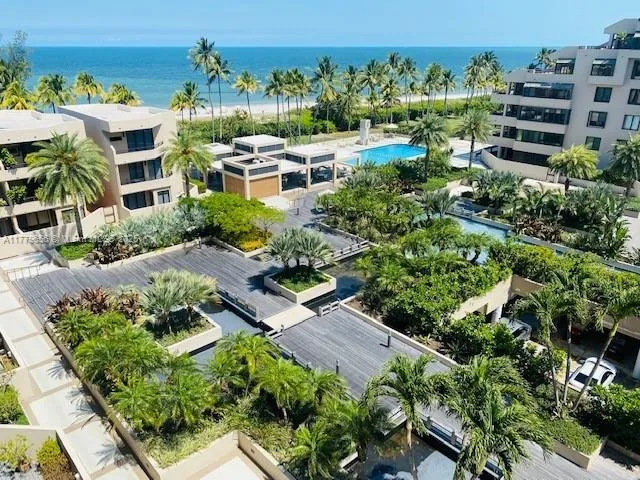 Key Biscayne, Florida 33149, United States, 2 Bedrooms Bedrooms, ,2 BathroomsBathrooms,Residential,Active,104910