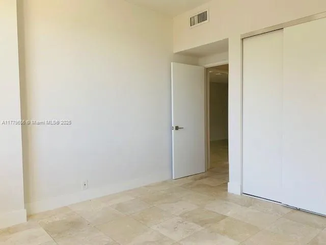 Key Biscayne, Florida 33149, United States, 2 Bedrooms Bedrooms, ,2 BathroomsBathrooms,Residential,Active,104910