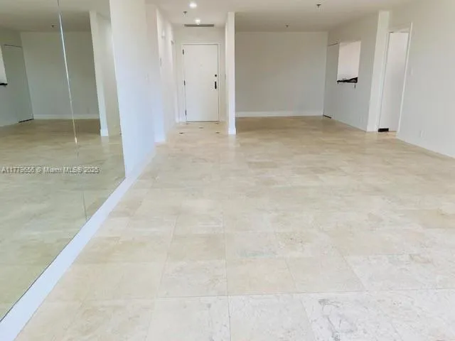 Key Biscayne, Florida 33149, United States, 2 Bedrooms Bedrooms, ,2 BathroomsBathrooms,Residential,Active,104910