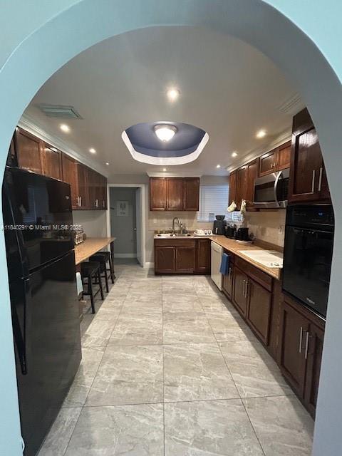 855 NE 178th Ter