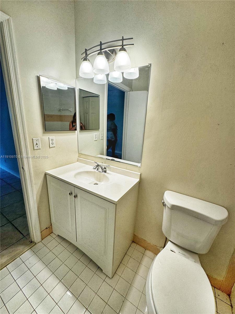 GARDENS OF SUNRISE CONDO - Residential