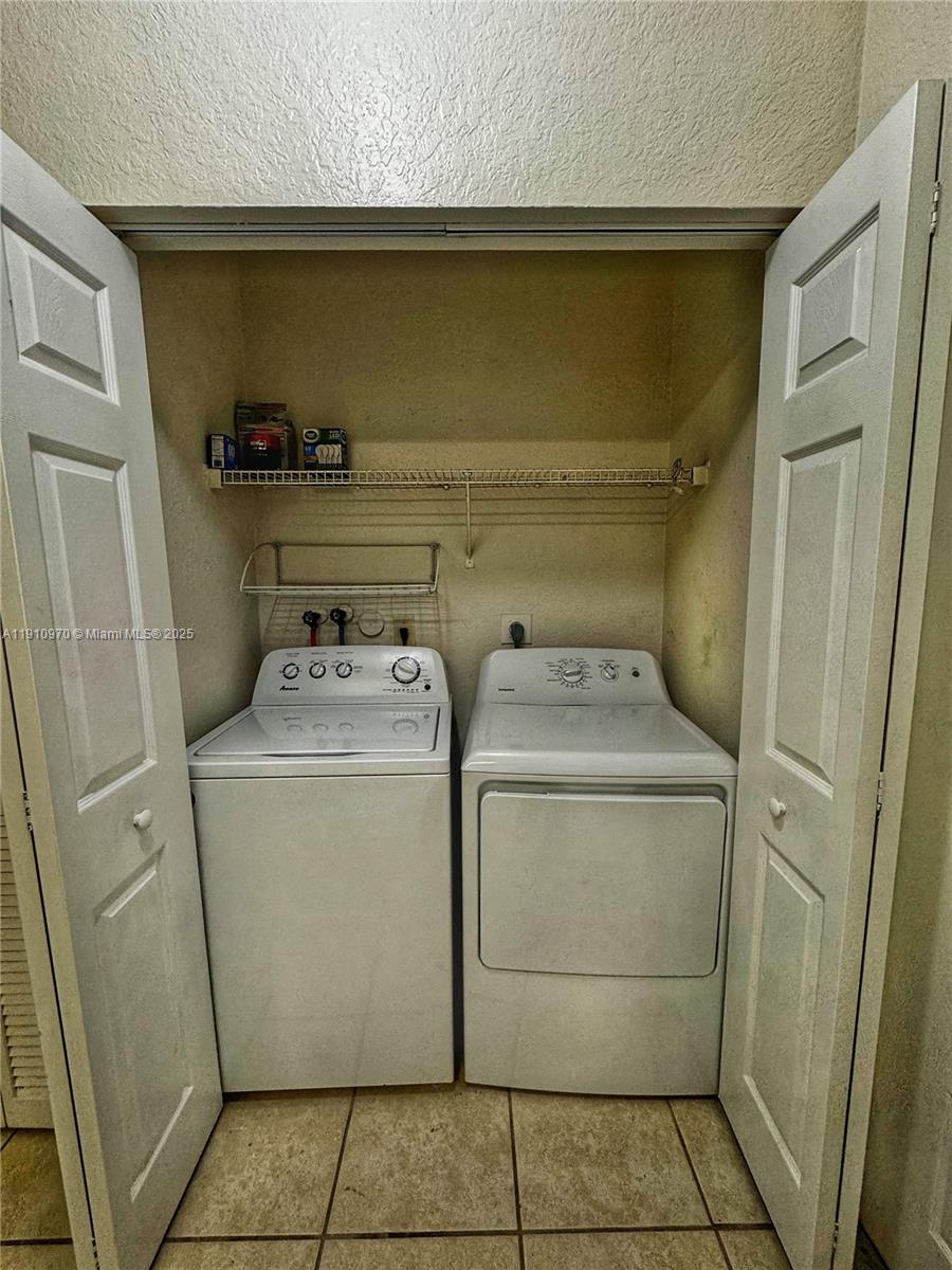 GARDENS OF SUNRISE CONDO - Residential