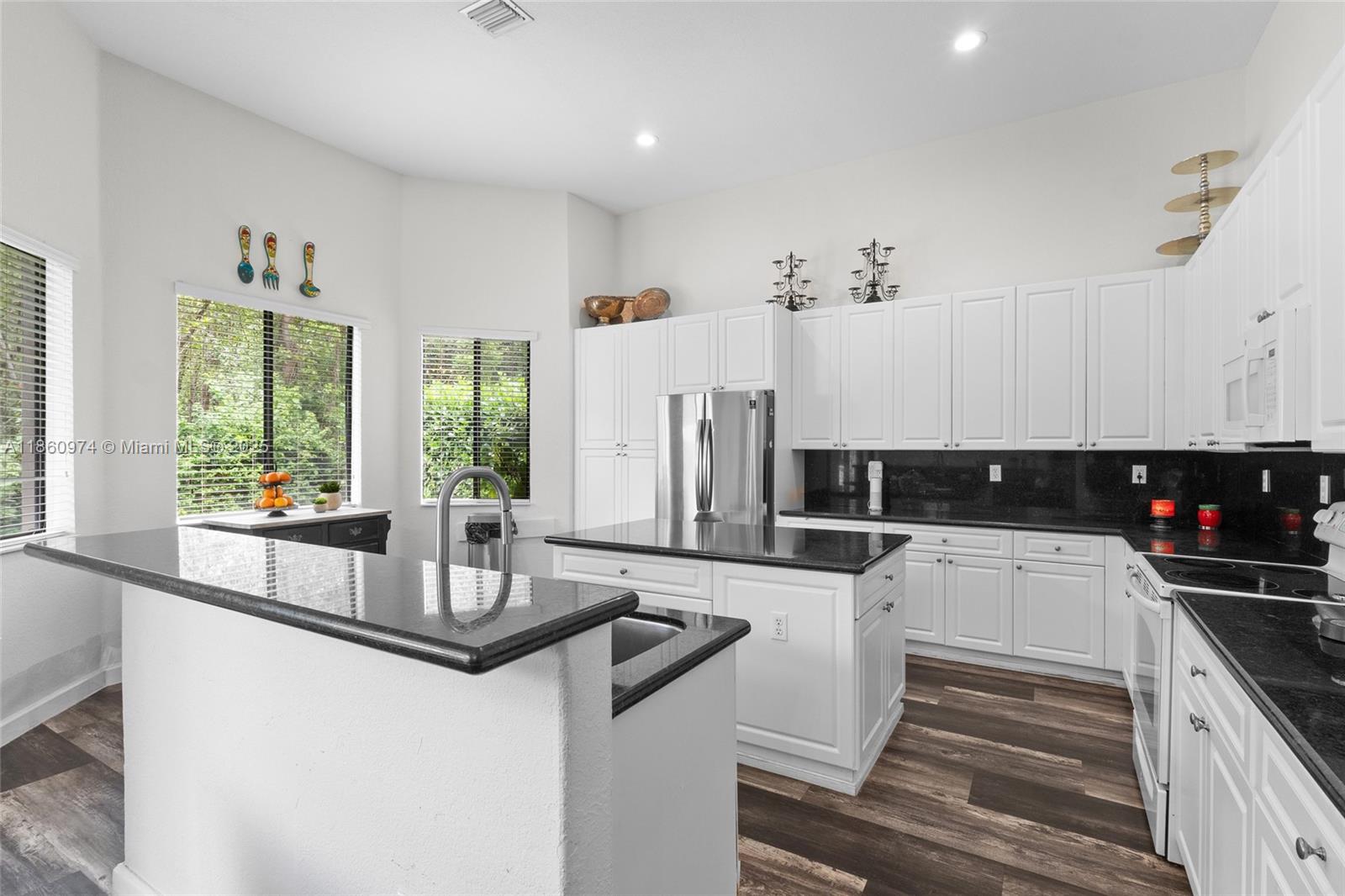 CUTLER CAY - Residential